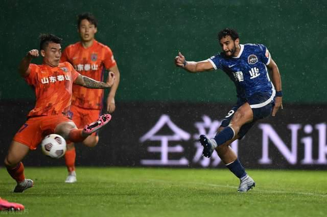 上海队打败了北京队,获得了冠军